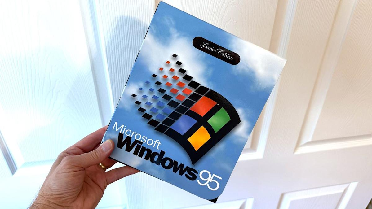 Windows 95 box art